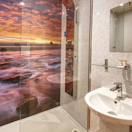 Sea Breeze 4*