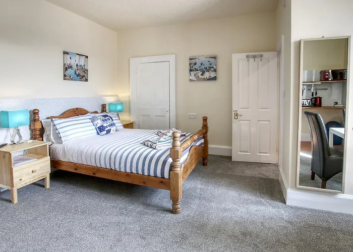 بيت ضيافة Sea Breeze ويتبي